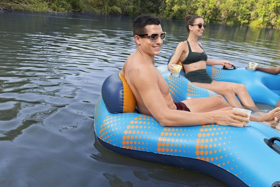 �� ����� �� ����� � 5 ����� ������� Bestway Island Day Drifter 43842